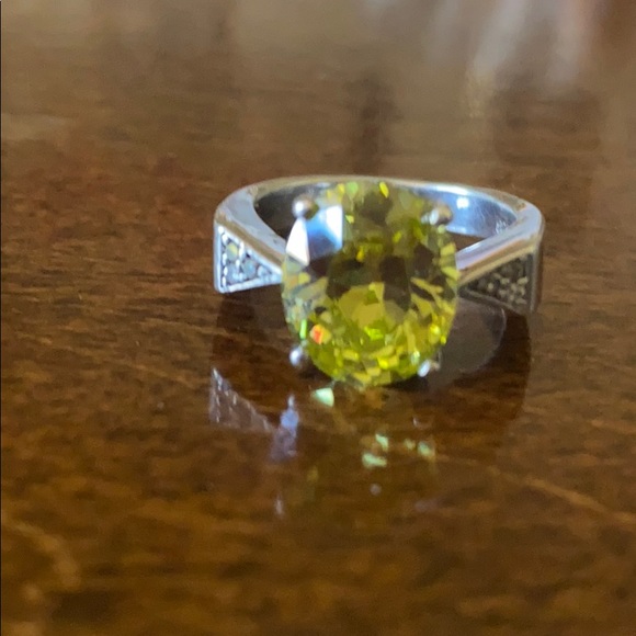 Sterling Silver citrine stone vintage ring